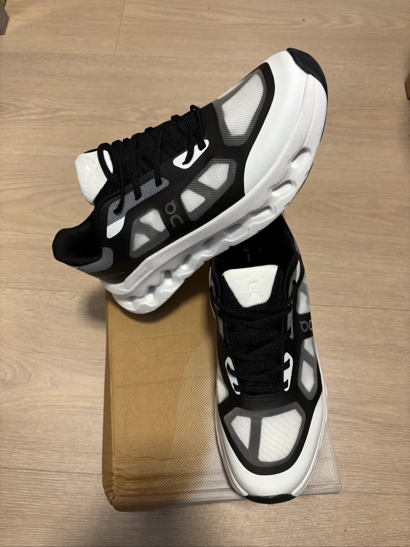 On Cloudtilt Remix Taille 42 – photo 8